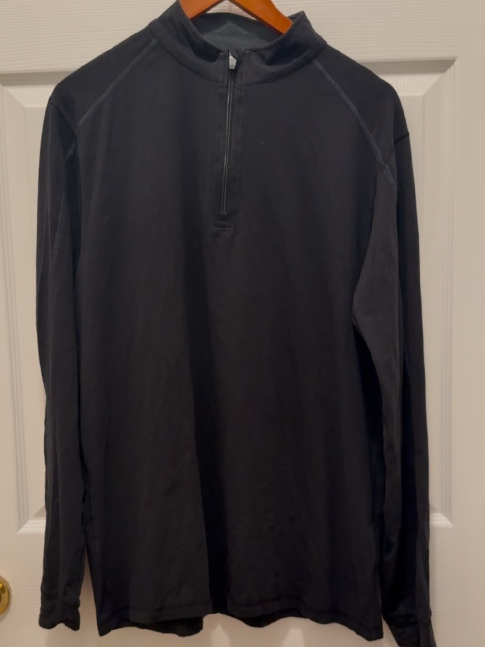 Tasc Men's Large Organic Corn Black Quarter-Zip Long Sleeve Pullover
